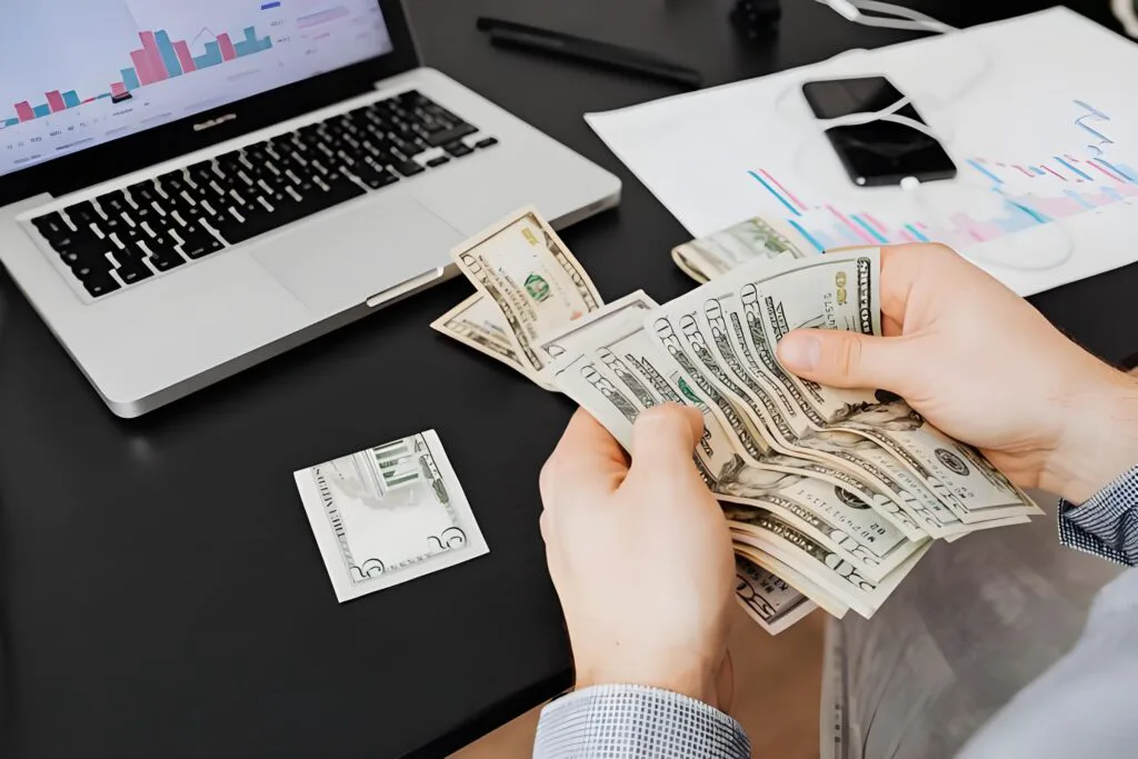 年入10万美金,如何合法降低税负?聊聊独立开发者在新加坡、香港、美国的“离岸豁免”实操路径